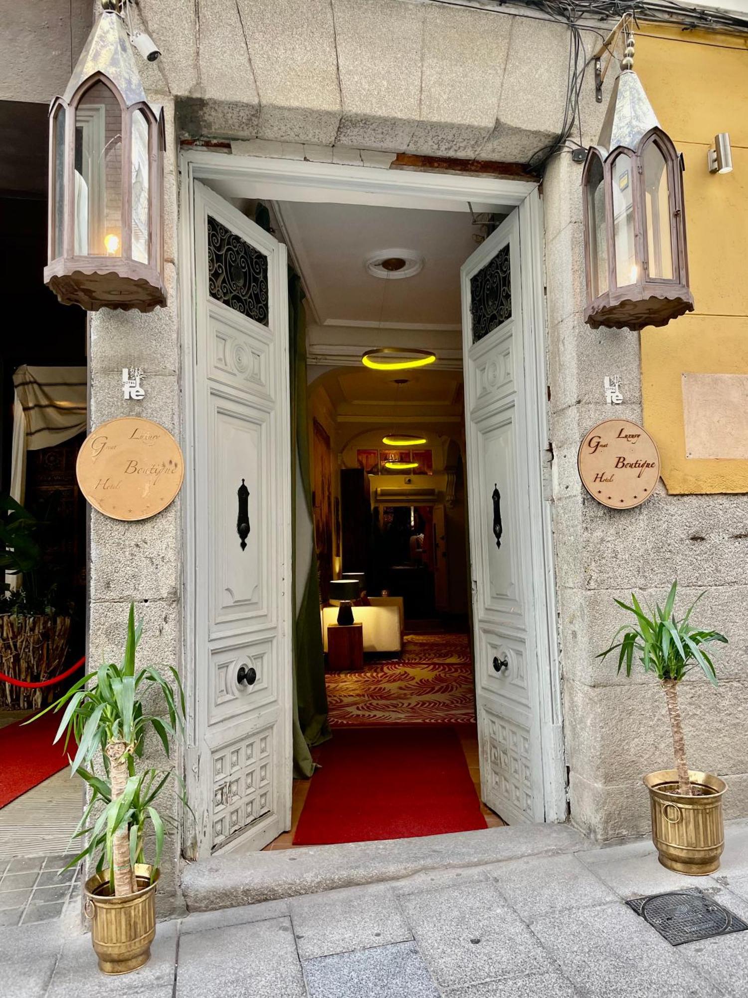 Hotel Life Gran Via Madrid Bagian luar foto