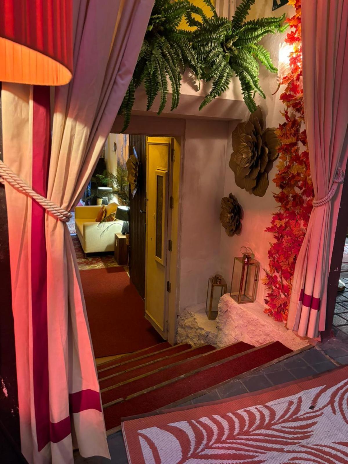 Hotel Life Gran Via Madrid Bagian luar foto