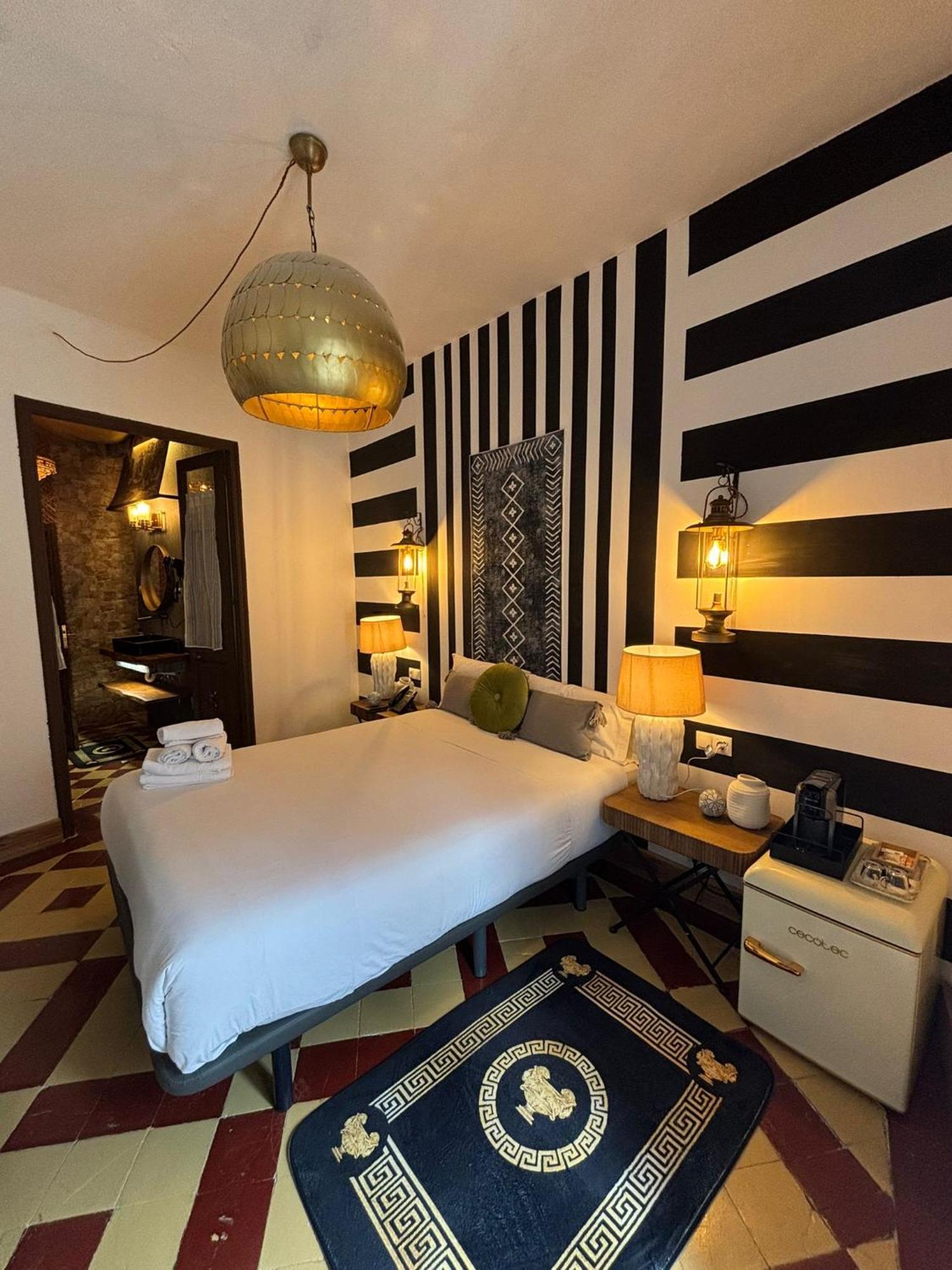 Hotel Life Gran Via Madrid Bagian luar foto